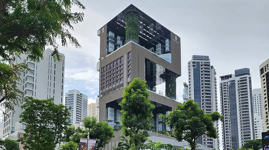 Pan Pacific facade